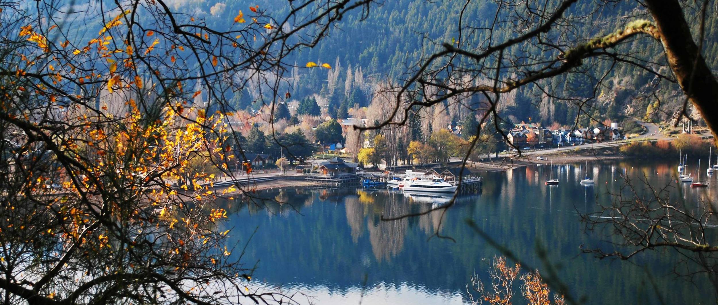 Lago Soñado de los Andes