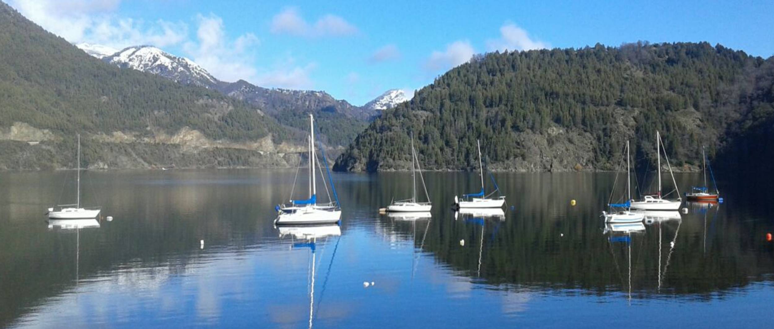 Lago Soñado de los Andes